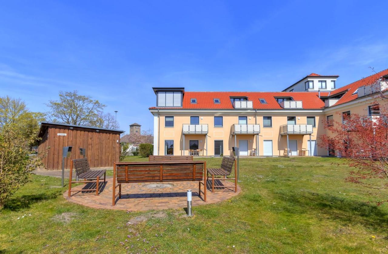 Peenemuende, Seglerhafen St Schoner 7, 13, 14 Екстериор снимка